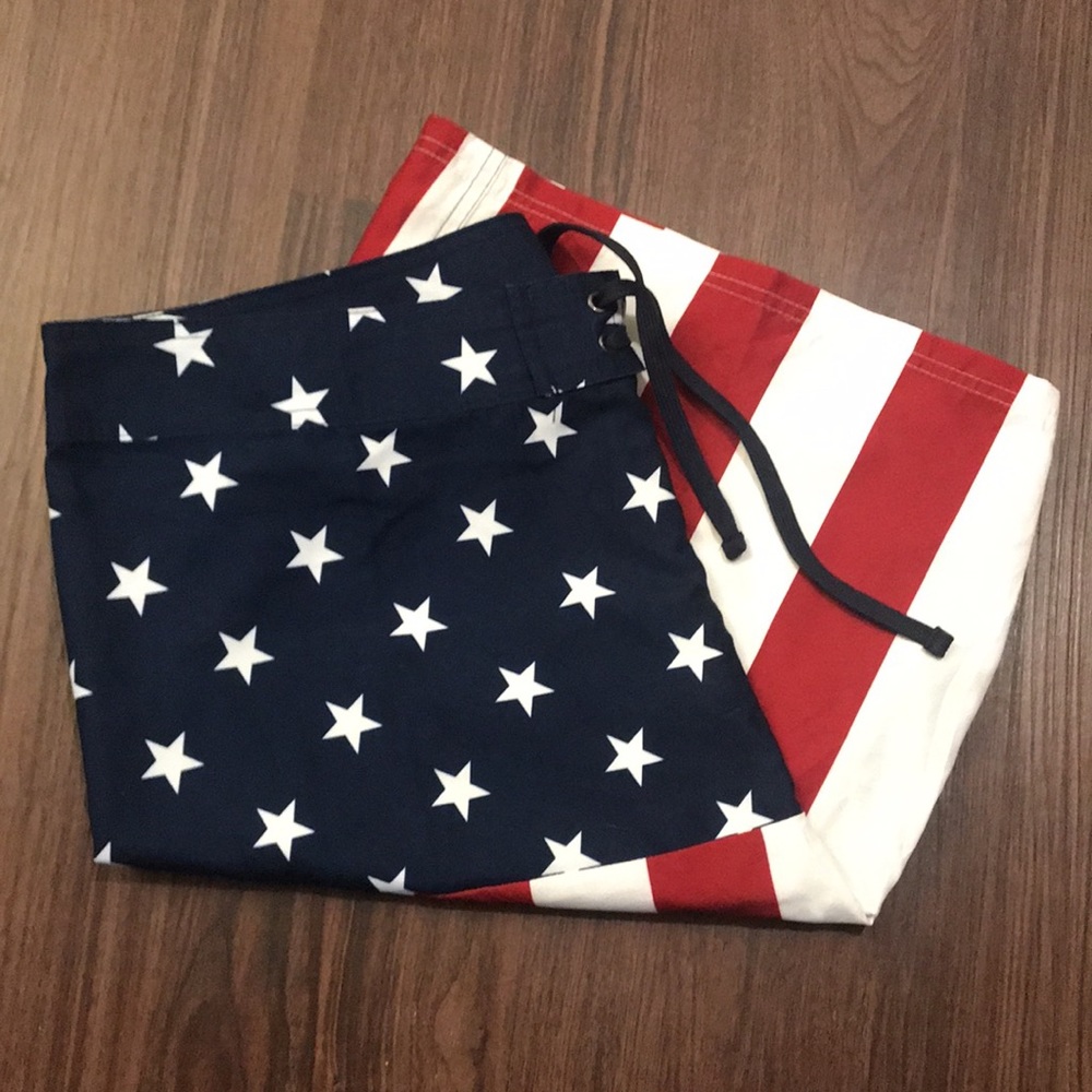 American Legacy - Patriotic swimwear/trunks - (NOT Lined) - Size 40 - NWOT - $28